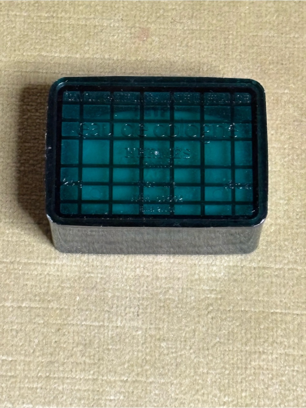 New HERMES Perfumed Soap Eau D'Orange Verte 0.8 oz Travel Size Paris Hard Case - Picture 6 of 7